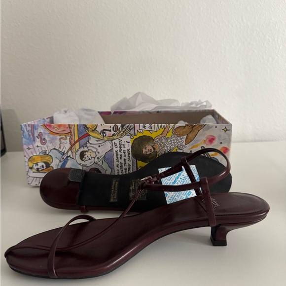 Jeffrey Campbell Isobelle Sandals - Picture 3 of 7